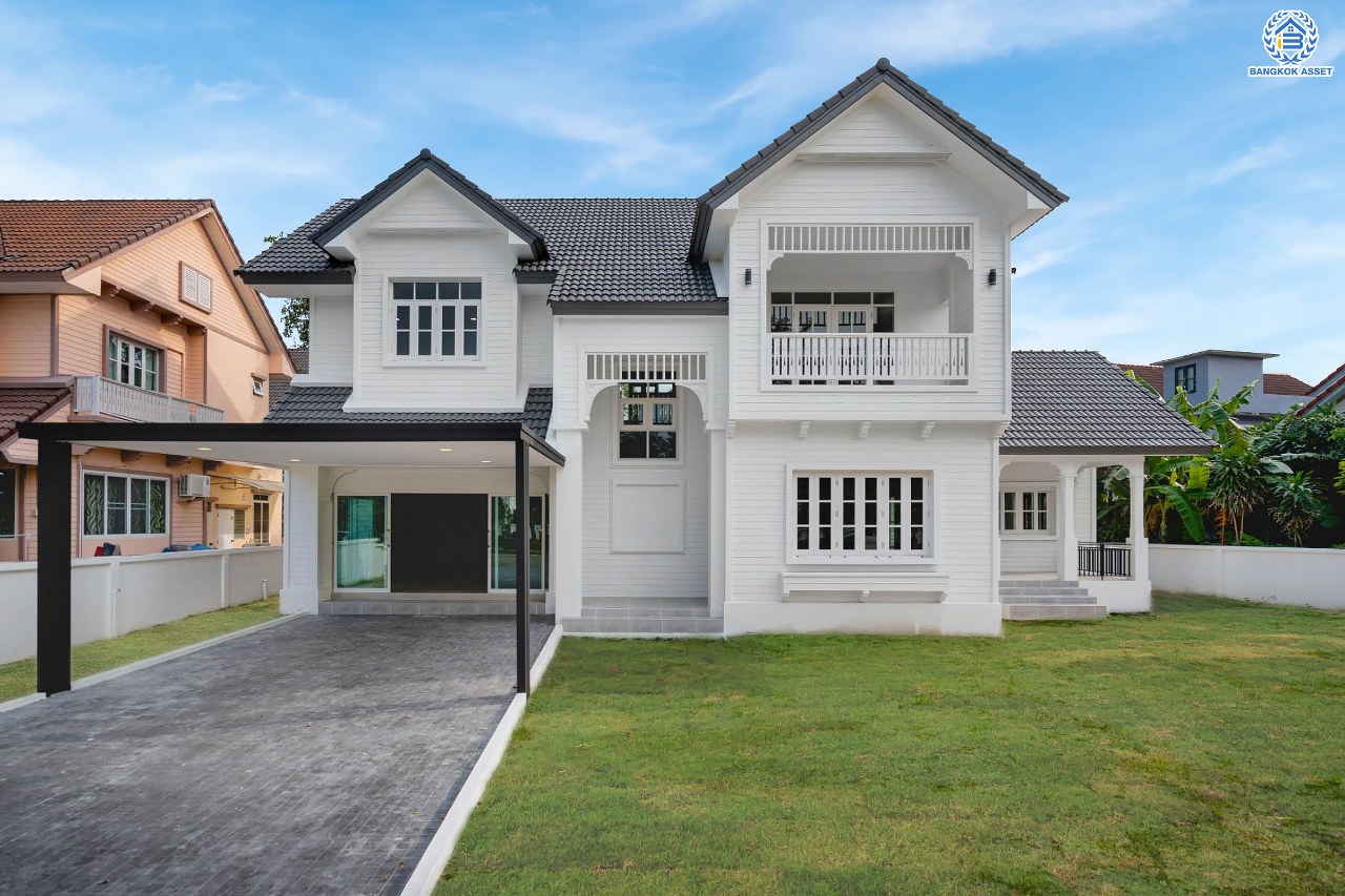 บ้านมือสองตกแต่งใหม่ โครงการ ลัดดารมย์ เพชรเกษม69 ตกแต่งหรูหราดีไซน์สุด Classic วิวสวนสาธารณะ ใกล้ส่วนกลาง บนเนื้อที่ 173.5 ตร.ว. ฟังก์ชันจัดเต็ม 4 ห้องนอน 4 ห้องน้ำ 1 ห้องอเนกประสงค์ 1 ห้องแม่บ้าน จอดรถได้ถึง 2 คัน บนทำเลศักยภาพ เชื่อมต่อหลายเส้นทาง ใกล้เดอะมอลล์บางแค จุดขึ้นทางด่วน "กาญจนาภิเษก" และรถไฟฟ้าสายสีน้ำเงิน "สถานีหลักสอง"